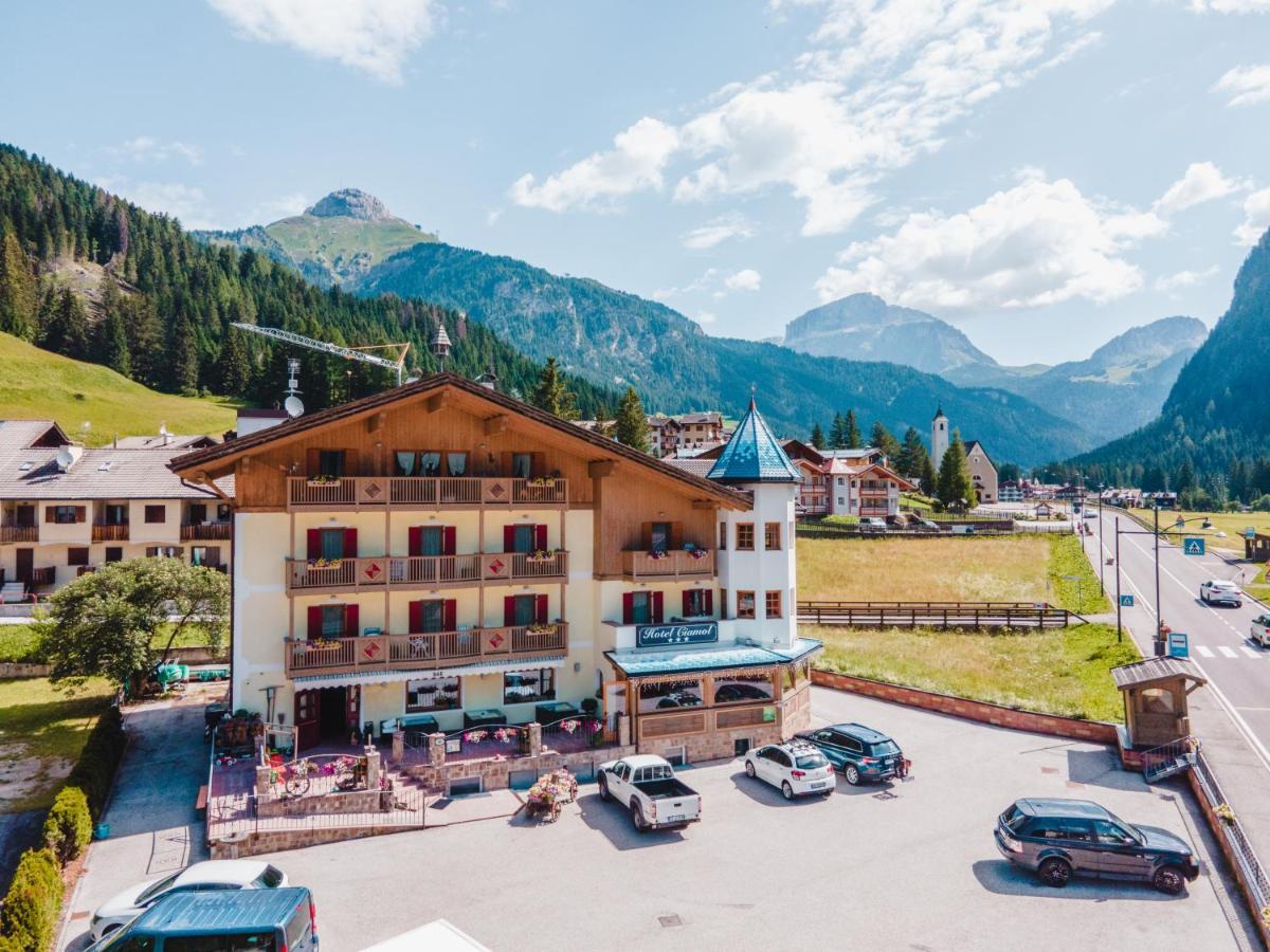 Hotel Ciamol Campitello di Fassa Exteriör bild
